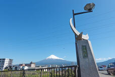 180299_1.jpg  : 140 KB