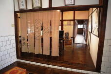 185384_2.jpg  : 123 KB