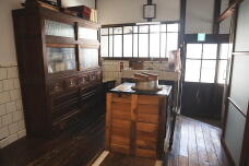 185384_3.jpg  : 105 KB