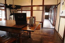 185398_1.jpg  : 127 KB