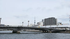 185733_1.jpg  : 117 KB